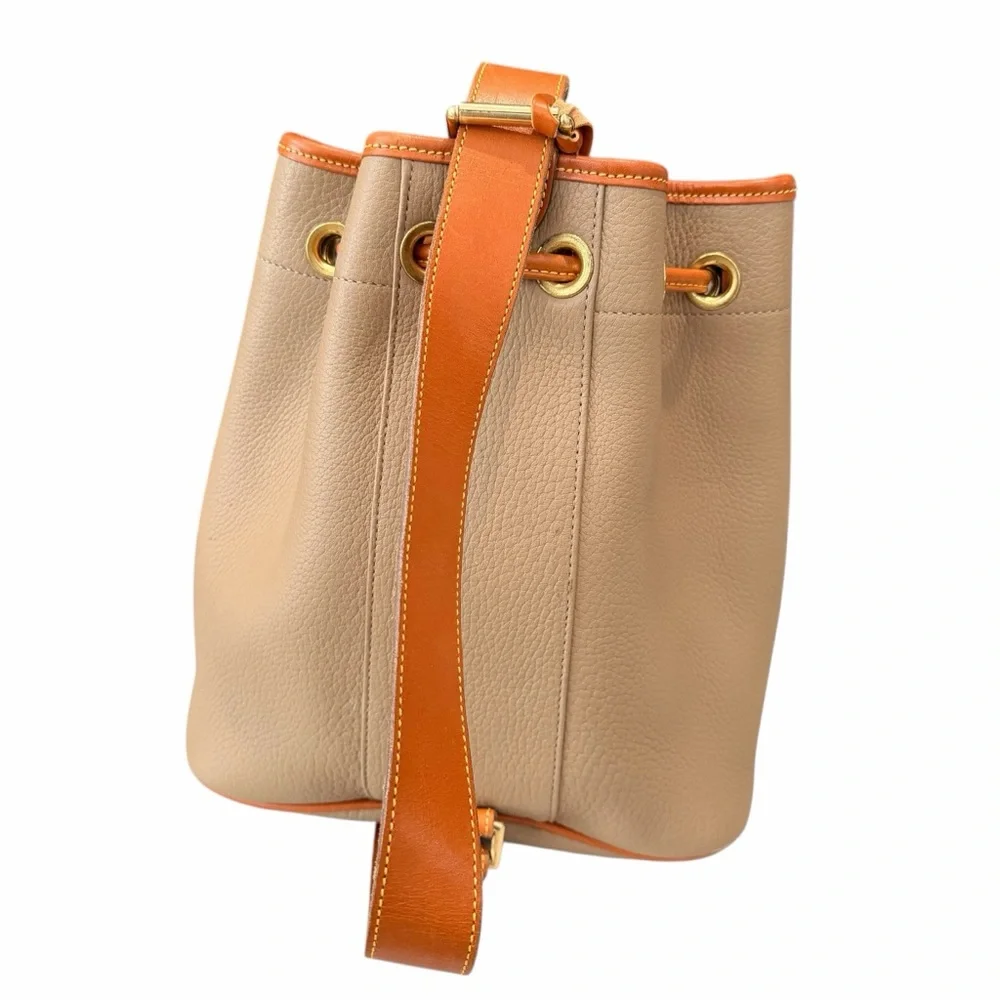 Vintage Dooney & Bourke AWL Bucket Bag Taupe Tan Leather Duck Logo Drawstring - Picture 7 of 13